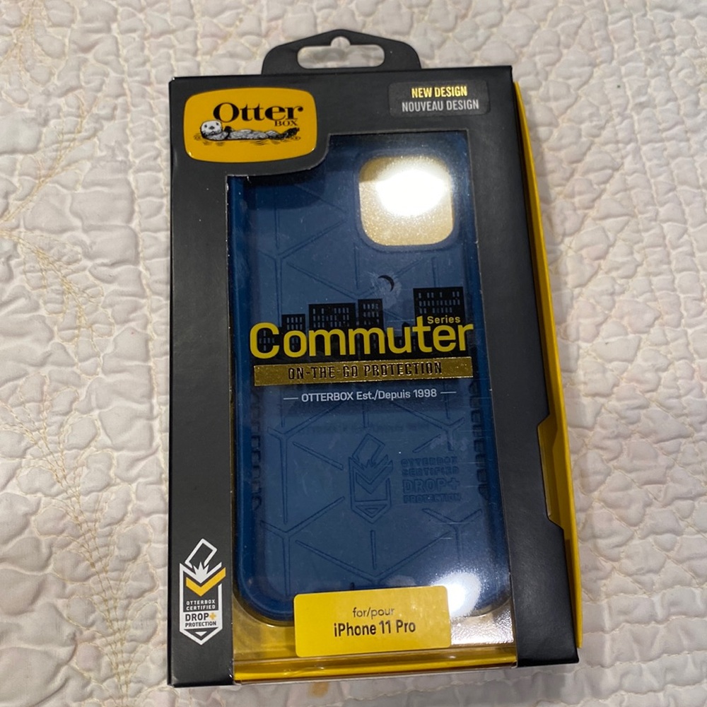 Otter box  commuter size iPhone 11 pro